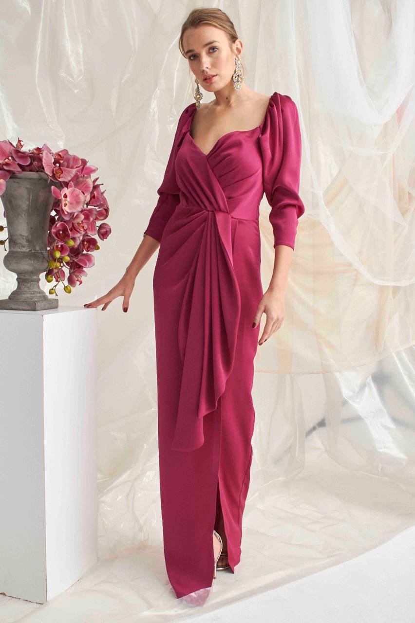 Fuşya Saten Yırtmaçlı Elbise Kiralık