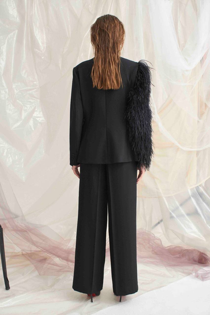 Özel Tasarın Tüylü Blazer Ceket Kiralık