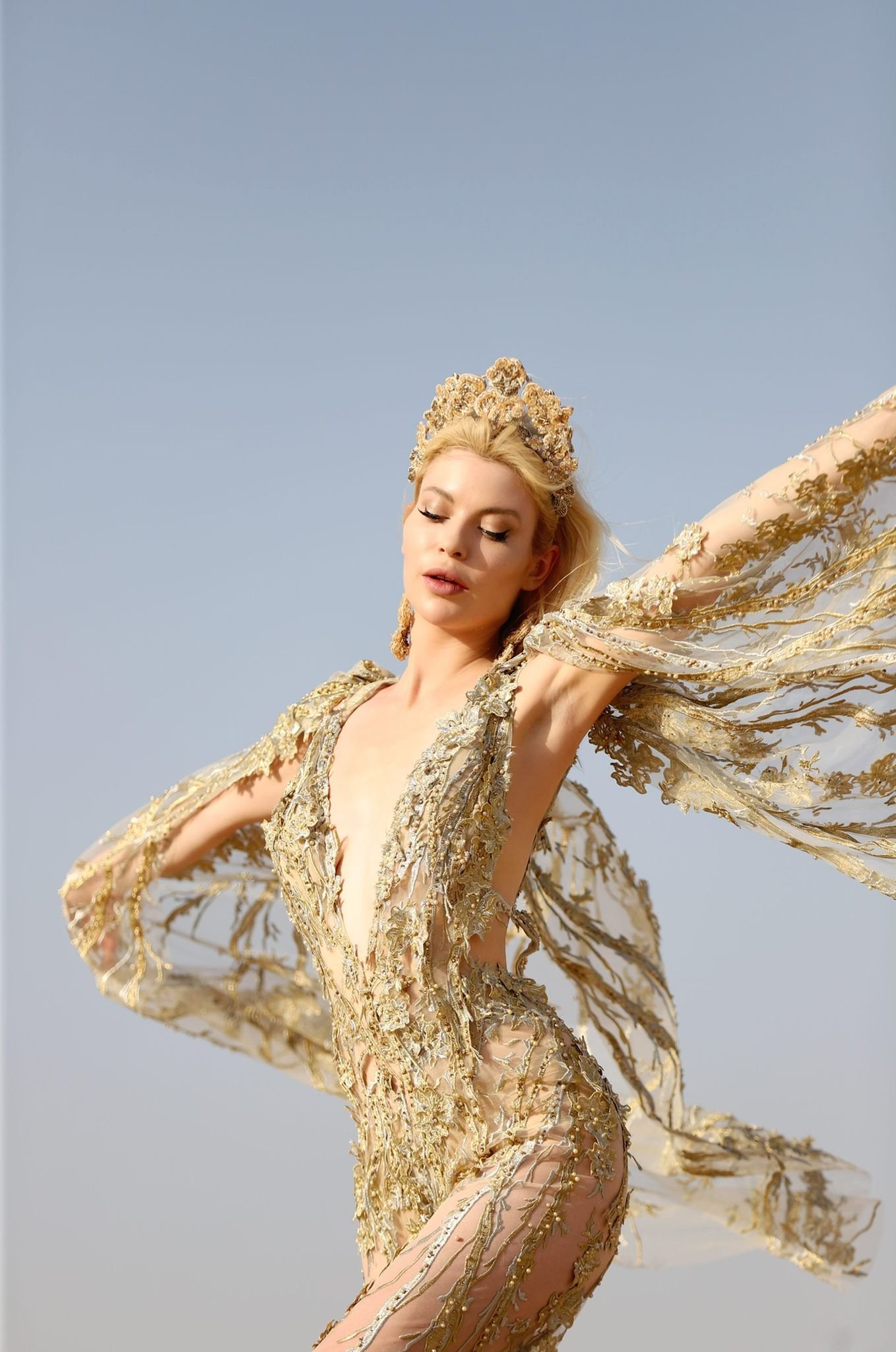 Dantel İşlemeli Transparan Tulum